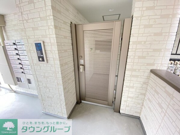 メゾンアルピナ北千住の物件内観写真